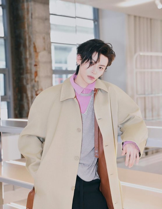 小鬼米兰时装周出图王琳凯米兰时装周出图 小鬼好帅呀 