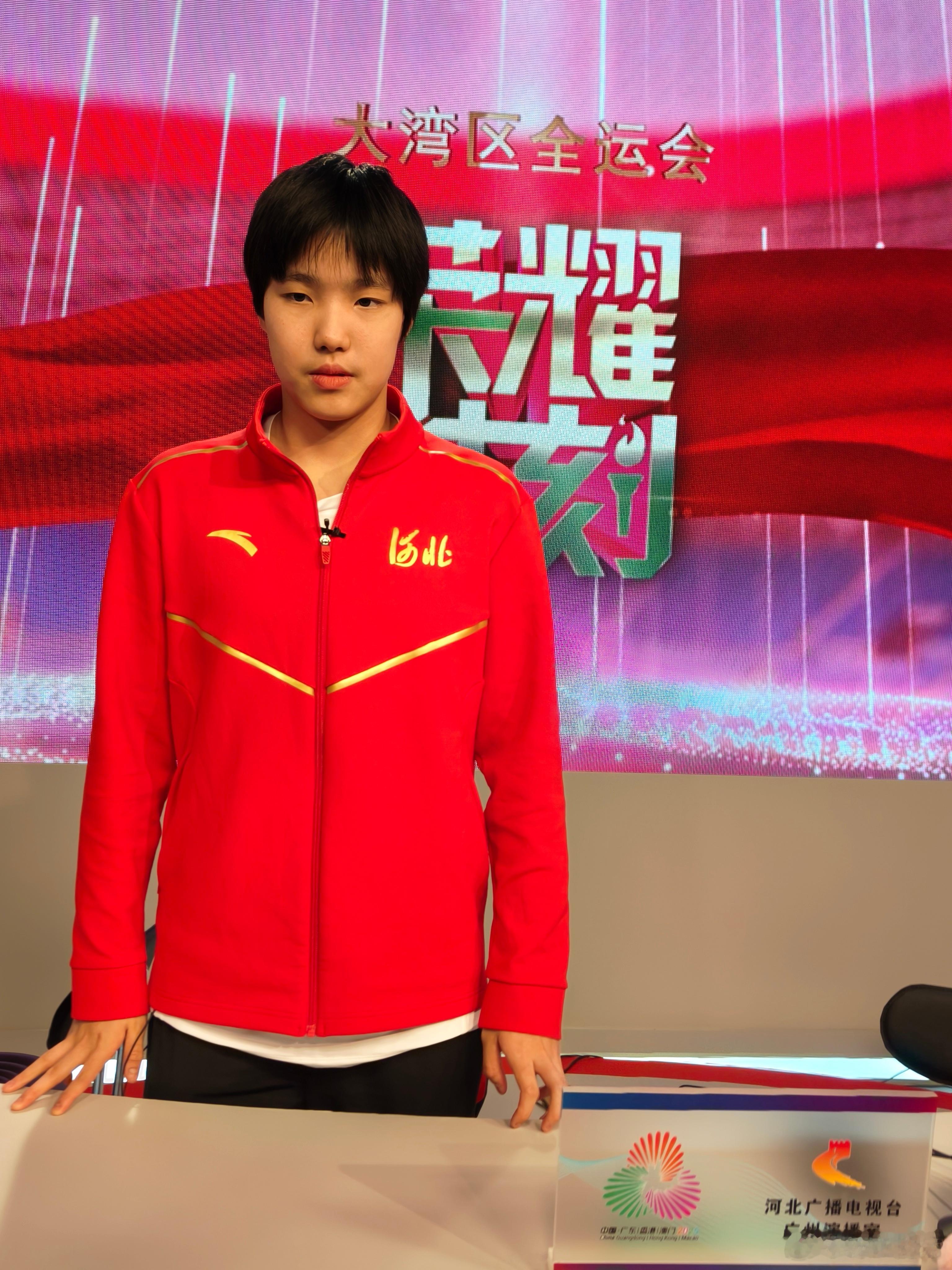 从2017年到2025年，见证了李冰洁成长的每一个关口，有喜悦，有心疼，也有钦佩