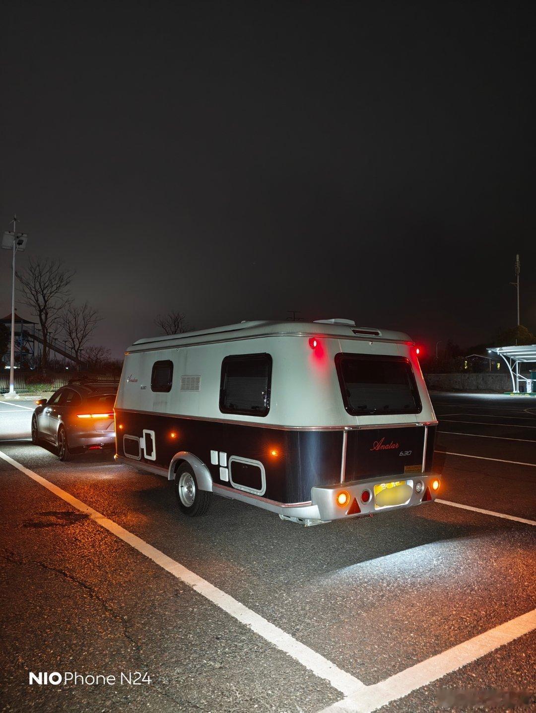 ET5t用来拉拖挂也是相当帅气的感觉