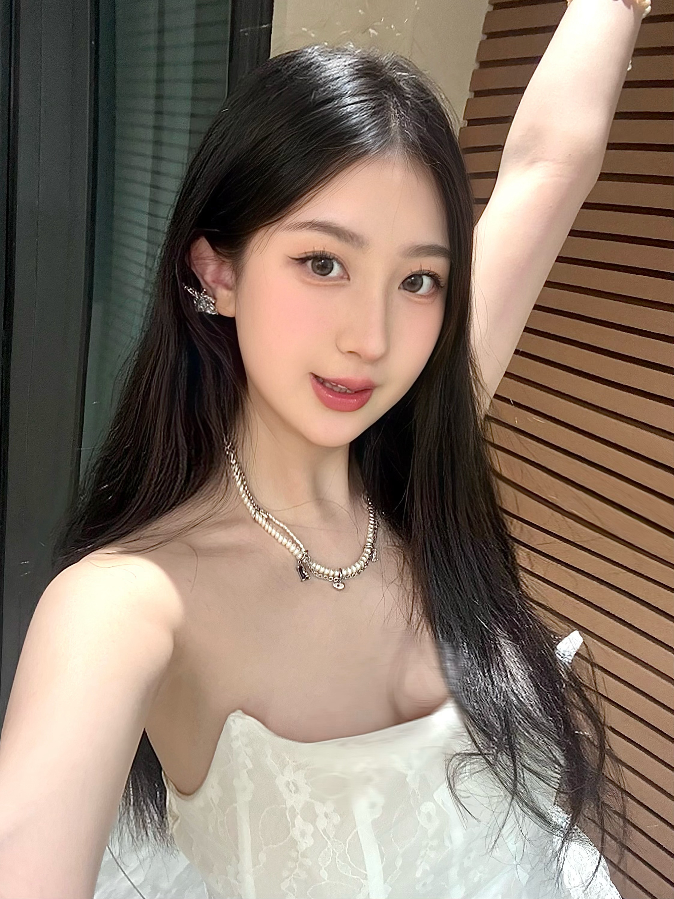 感谢我姐送来的礼盒！！！怎么知道我喜欢这个色的的！？因为我以前的都没有这个颜色 