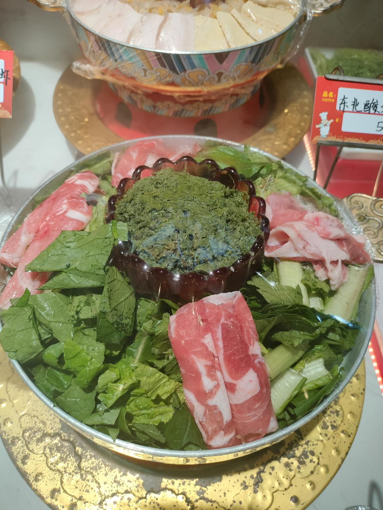 每月的退休金对老人来说意味着什么意味着有底气，生活质量更高，安心享受晚年。