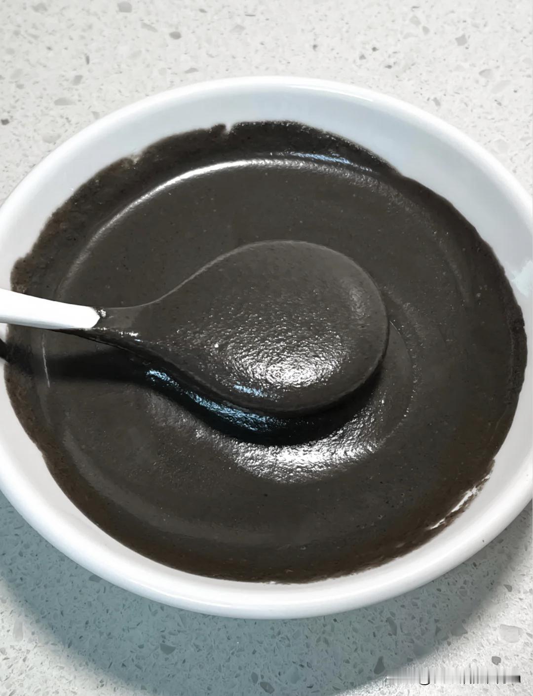 前几日买的九阳破壁机，这才几天啊，每天我都用它换着花样做好吃的。

玉米糊糊：新