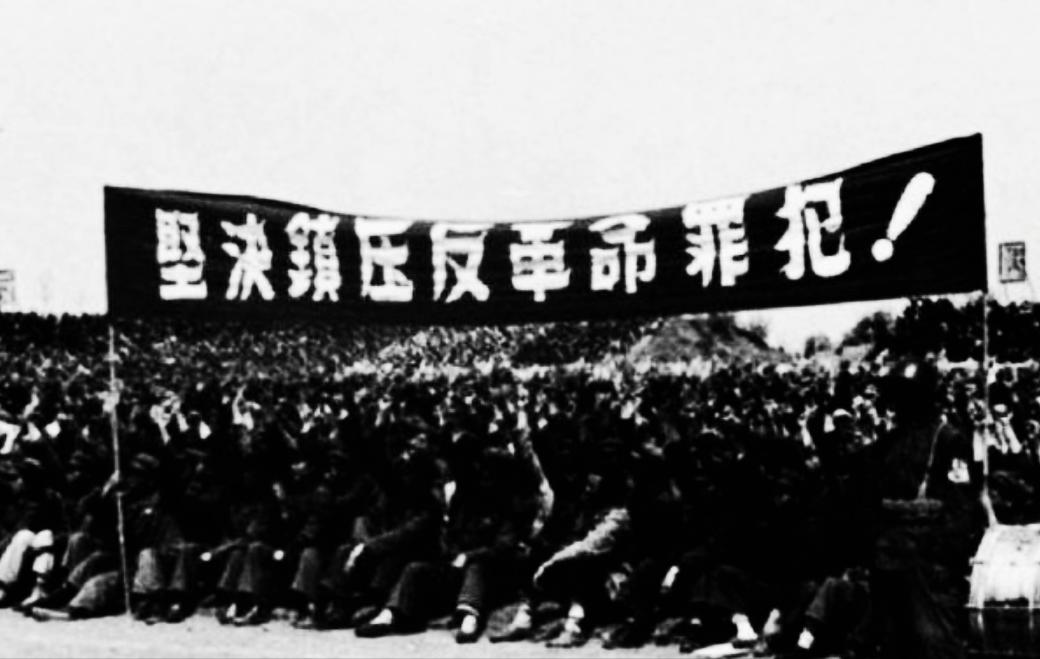 1937 年西路军血战河西走廊，数百名无法转移的重伤员，遭到马家军裹挟的地方恶势