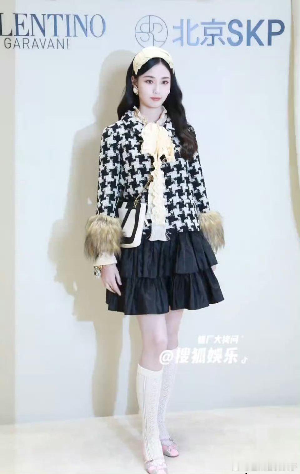 徐艺洋开工 ，屏幕前的黄子韬已经被迷疯了，“我老婆真美！” 