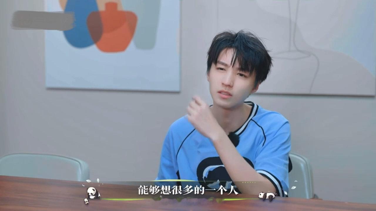 王俊凯对张雅琪的初印象王俊凯对中餐厅合伙人的初印象王俊凯对中餐厅合伙人的初印象曝