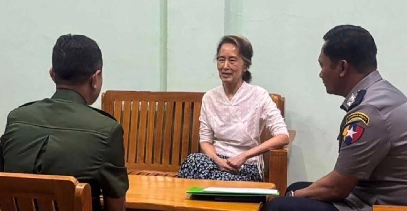缅甸官方媒体报道，在囚的前国务资政、诺贝尔和平奖得主昂山素姬已被转为居家软禁，将