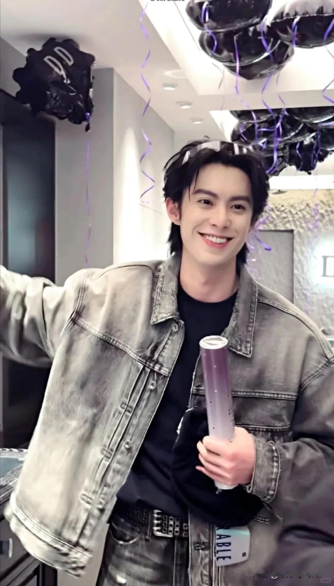 ​​​这款裤子真的是太有亮点了吧。