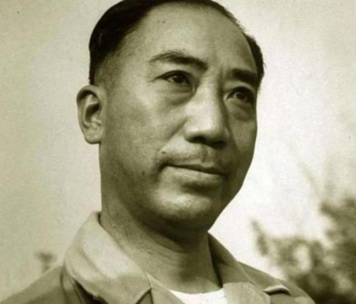 1946年，戴笠在岱山坠机身亡，在搜寻人员还没来之前，坠毁飞机上的焦铁却被别人悄