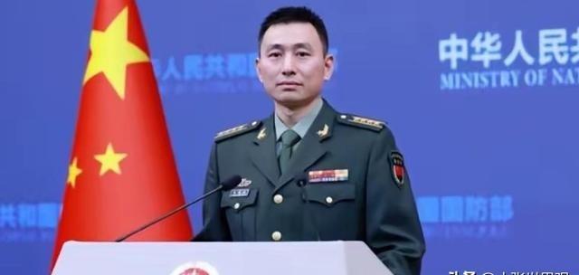 直接摊牌了！国防部这次没留任何余地，曾把话挑明了：谁敢把海马斯火箭炮搬上澎湖和东