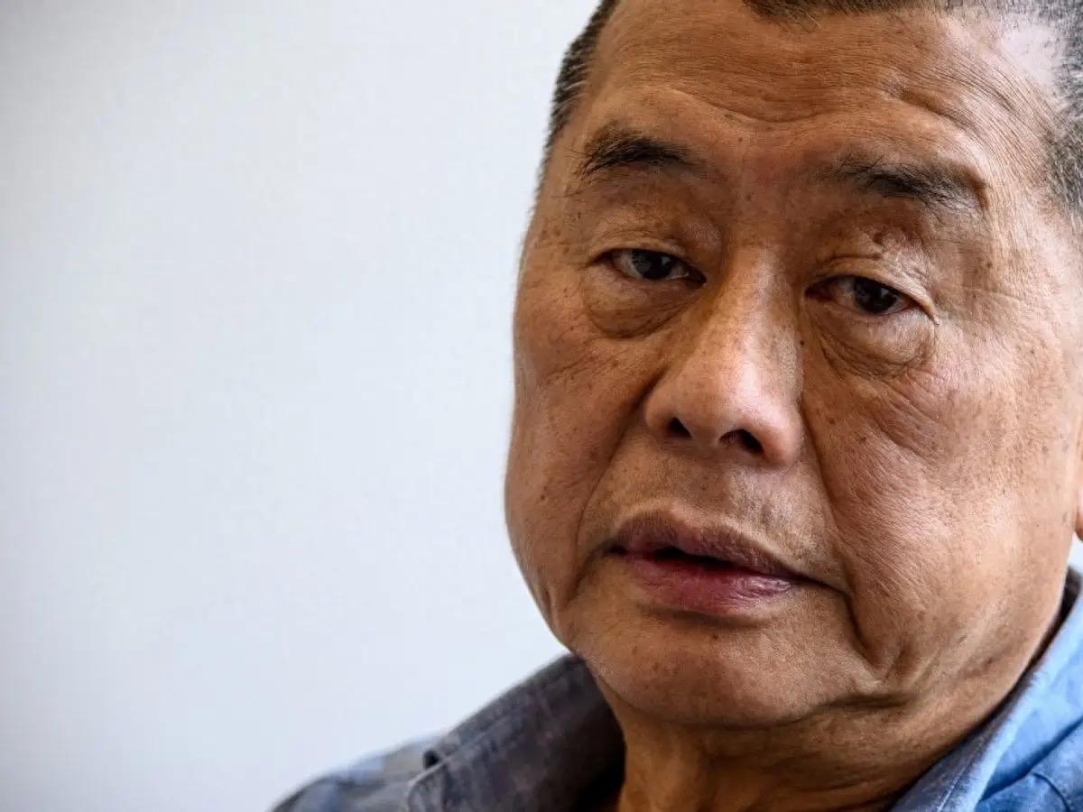 香港的黎智英的儿女们不淡定了，老爸大老头了，他可不能倒下啊，也经不起这样折腾了啊