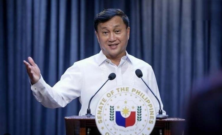 被我国制裁的菲律宾政客，做了哪些恶？
 
7月1日，我国外交部宣布对菲律宾前参议