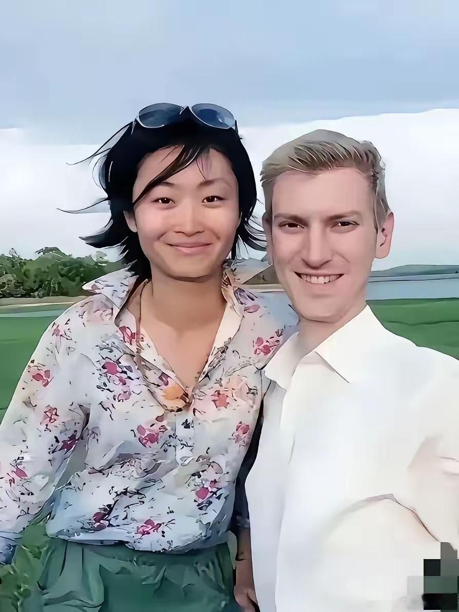 我敢打包票的王尔晴的婚姻应该长久不了不是没钱，也不是跨国婚姻，而是他们两个人不生