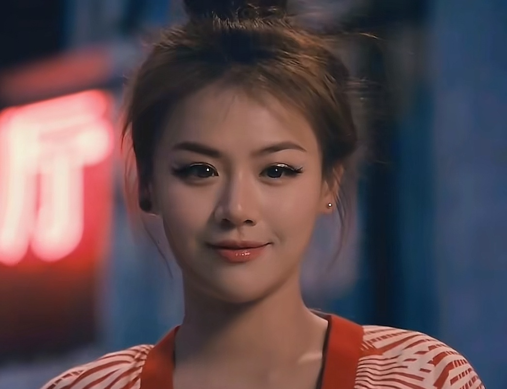 马思纯瘦回黎吧啦黎吧啦你很有名 ​​​