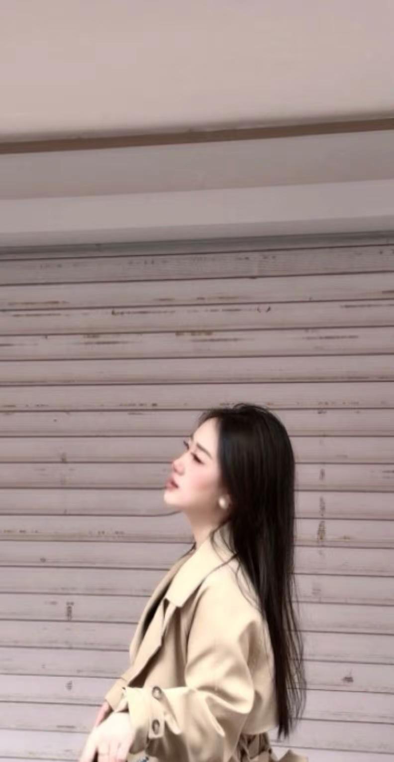 他信爱是魔法，可魔法没落在他身上。
邓布利多没赢，但千万人替他哭了。
官方一官宣