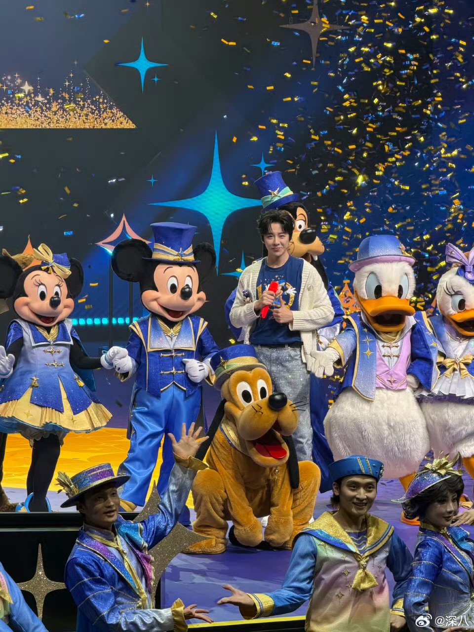 刘宇宁上海迪士尼十周年活动刘宇宁上迪十周年活动 刘宇宁上海迪士尼十周年活动，回到