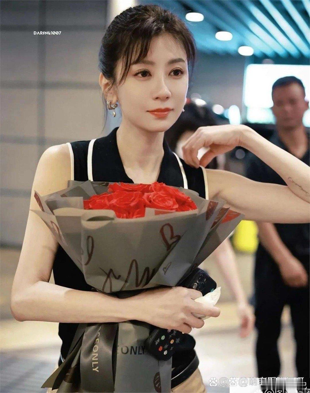 贾静雯看起来越来越年轻，这是什么原因呢？ 