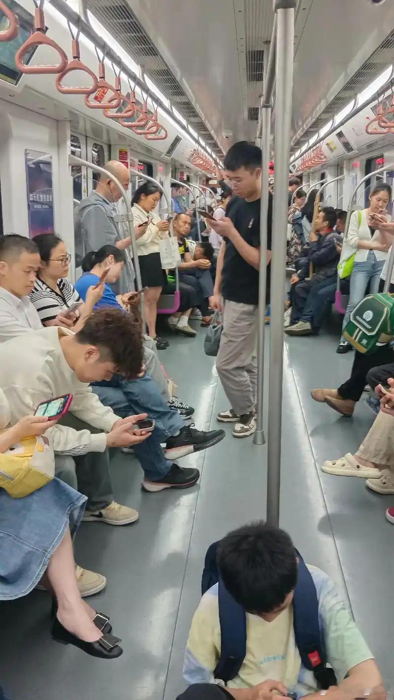 目藏先天真阳，视耗元神，解当代体虚心神涣散之根源一、法理根基：身形属阴，双眼为一