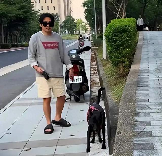 曹格小区遛狗被偶遇！头发凌乱胡子拉碴 身旁女友肚大如箩孕味十足