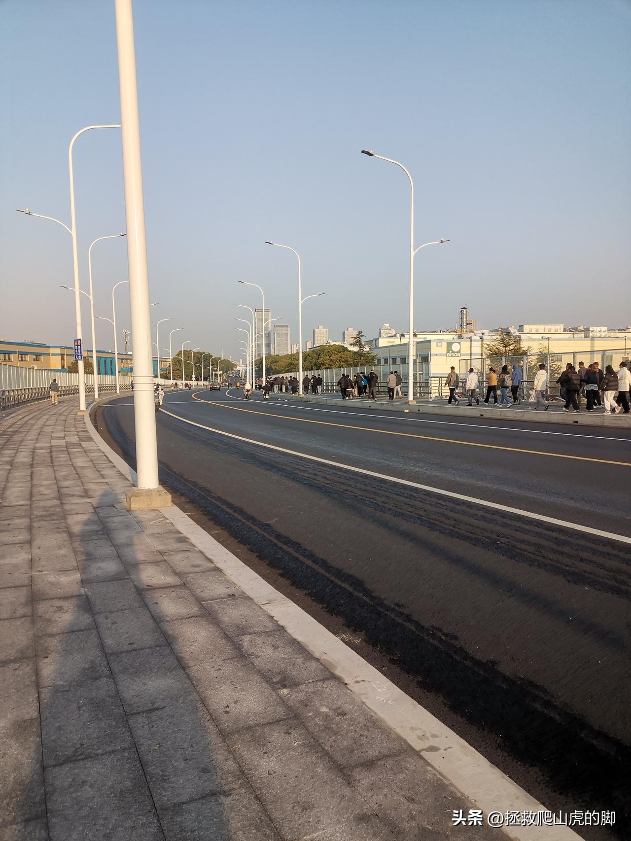 天南地北大拜年没有人记得你的生日，你会失落吗 晒一张相册里的日常吧