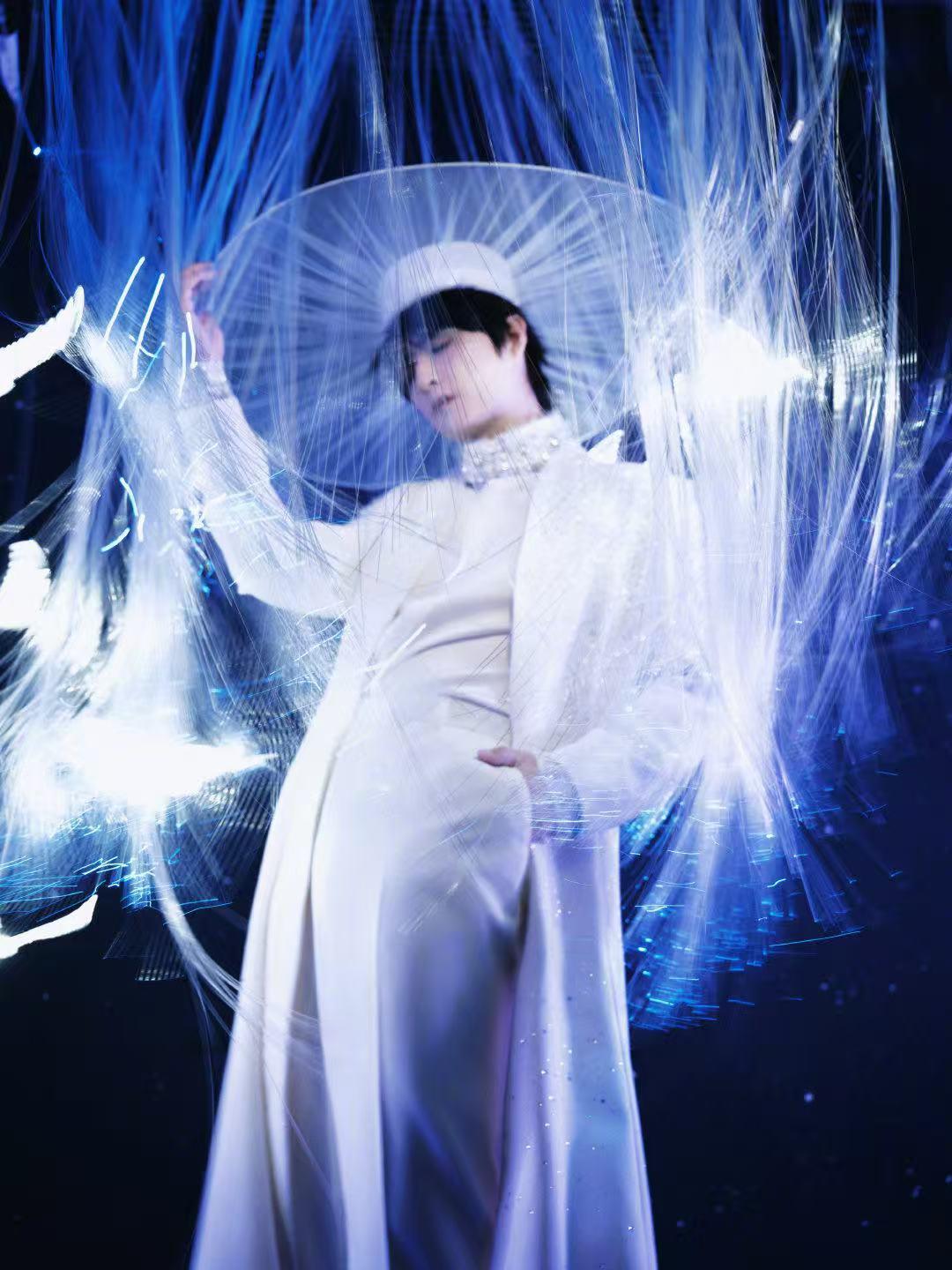 声生不息集邮0713声生不息 金曲盛典有他们两位加入，想必会更加热闹。很想知道他