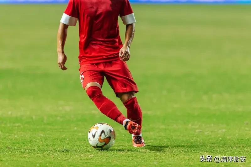 中国足球长期积累的问题根深蒂固，体制、青训、联赛、管理等多重弊病交织，已难以在短