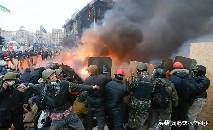 今天国际上挺不太平的，有这么几件大事值得关注：

俄乌冲突又有新动静，俄罗斯对乌