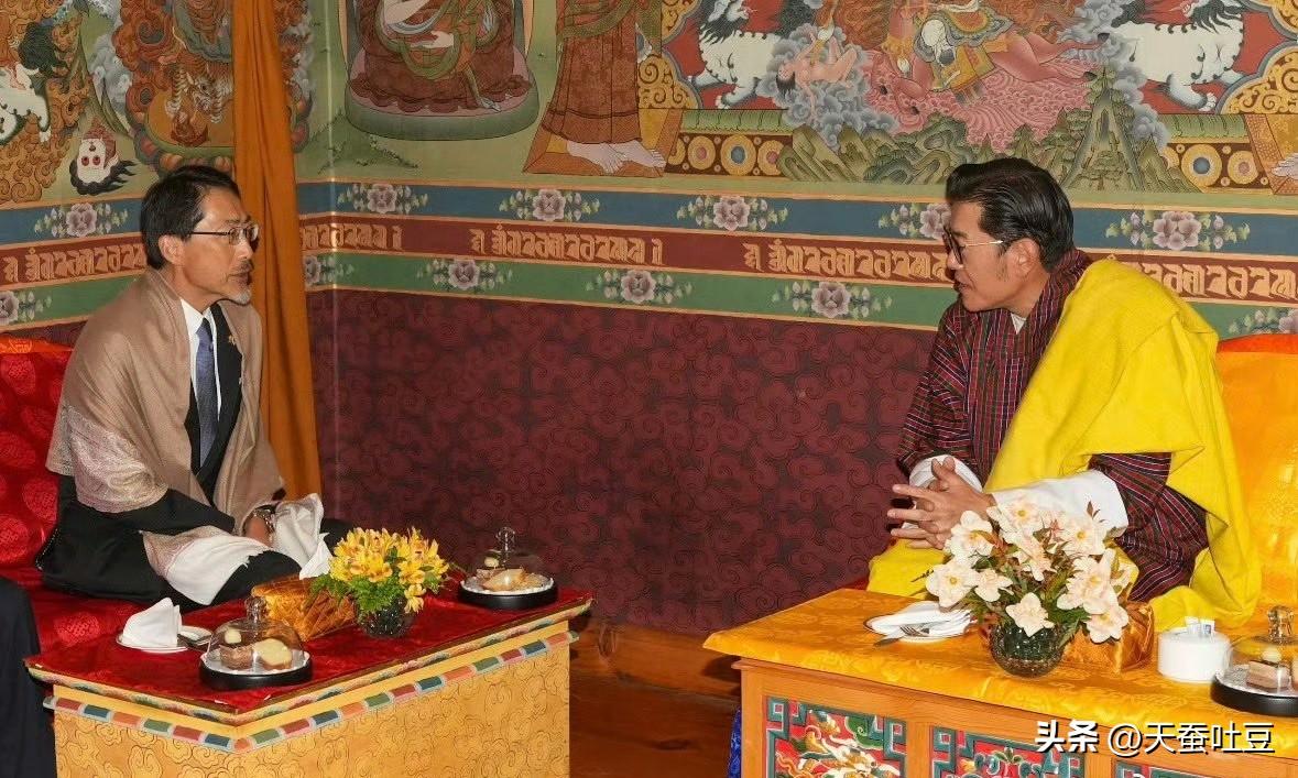 【不丹政情】
      3月28日，不丹国王吉格梅·旺楚克会见日本驻印度和不丹