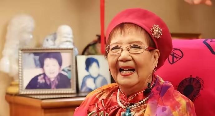 曹可凡，哀痛发文！

​3月6日上午，许久没有消息的主持人曹可凡，突然在社交平台