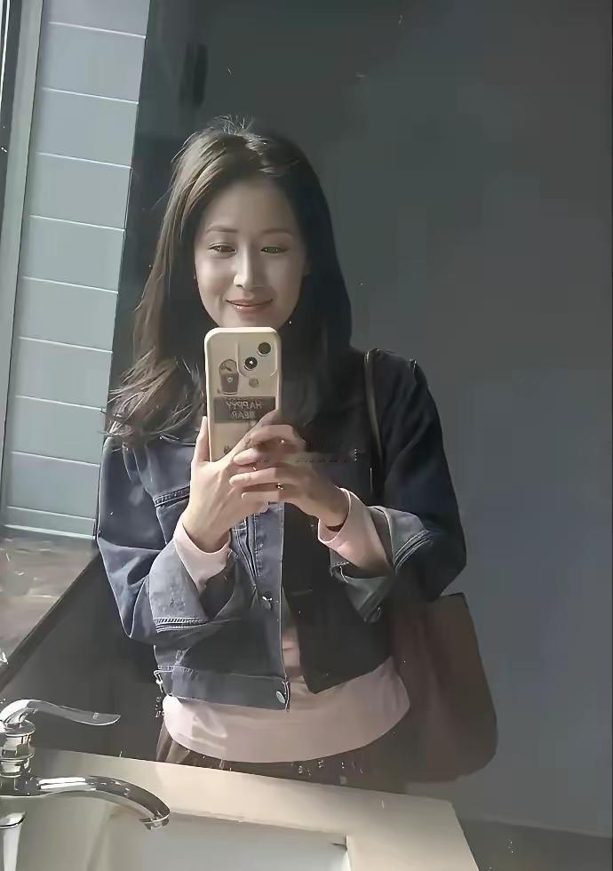 41岁，离婚带个男娃，还能遇到爱情吗，