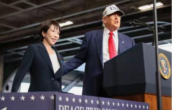 说漏嘴了！日本远程导弹就位，高市早苗摊牌：先发制人，中俄朝全被点名
 
麻烦看官