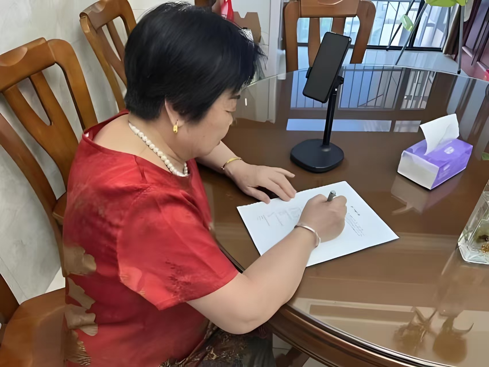 秦岭笑谈  深耕方言沃土，守护乡土芳华青春三下乡曲阜师范大学 方言是地域乡土文化