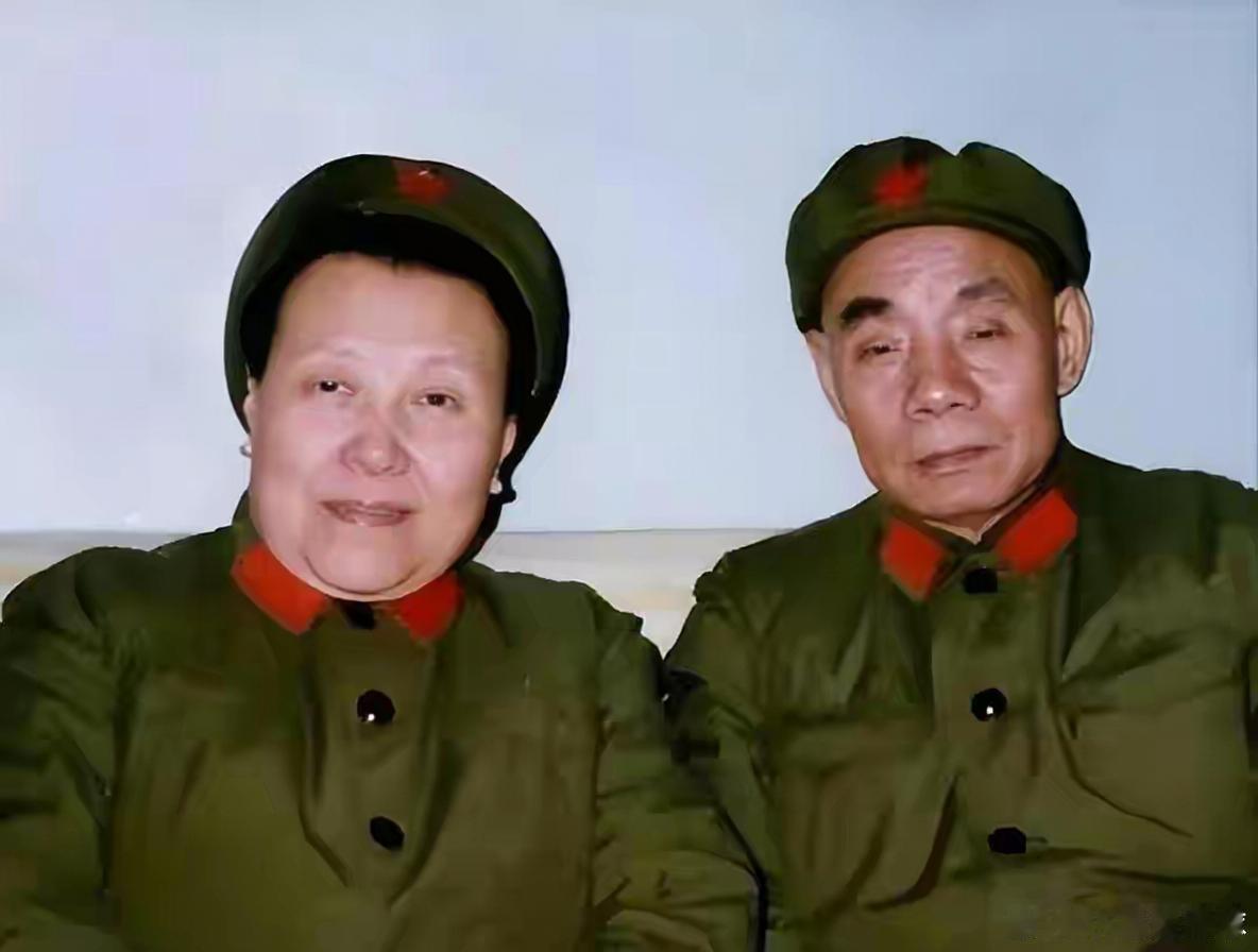 开国中将吴信泉有12个子女，毛主席称赞其妻吴信泉是我国的开国中将，他与夫人俞惠如