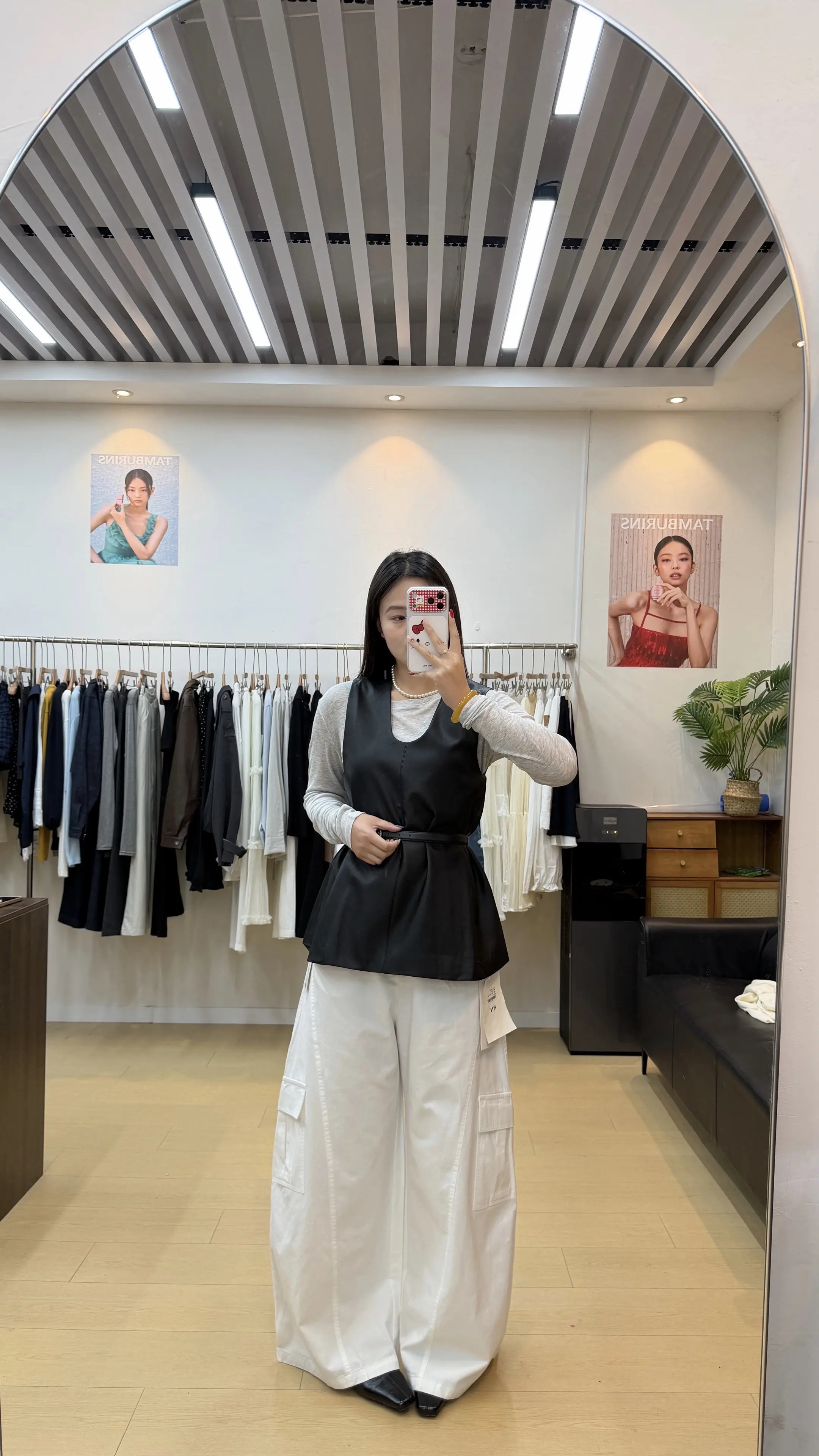 既然做不了幸福的夫人 那就做自由且会赚钱的女人