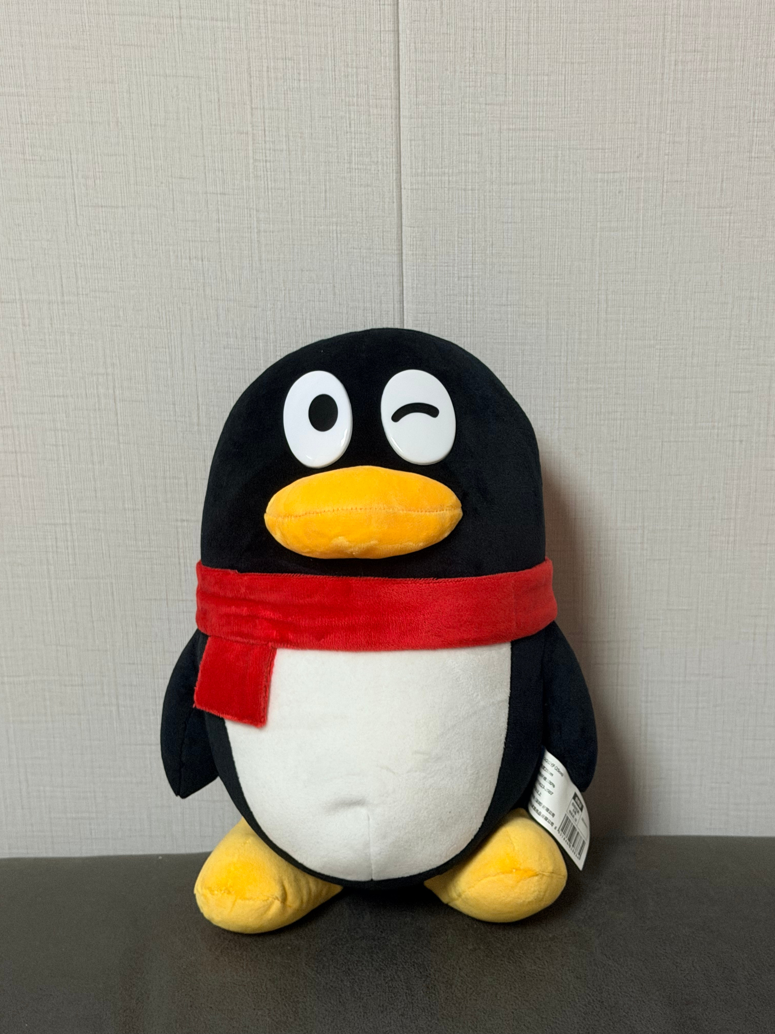收到小企鹅玩偶！🐧 看到它瞬间梦回那些年冲浪的青春时光，满满的回忆杀。谢谢，这