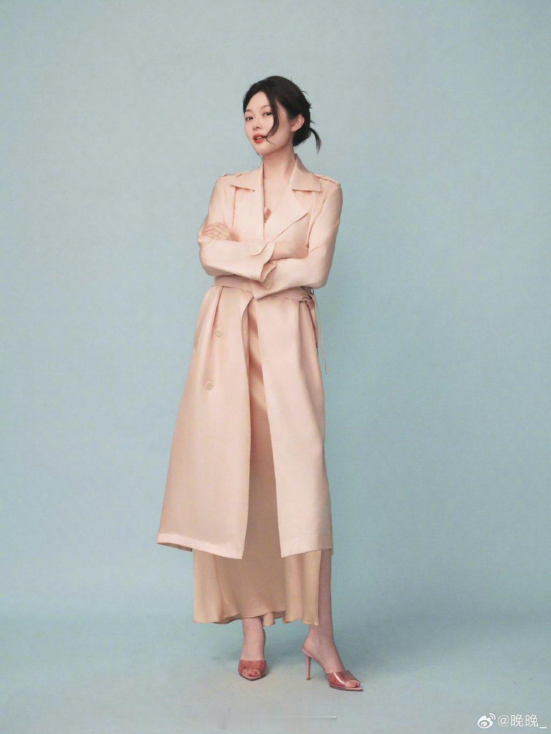 晚晚同款 中老年秋裤 大家之前都在夸晚晚审美好、销售好，怎么感觉这个最新同款像中