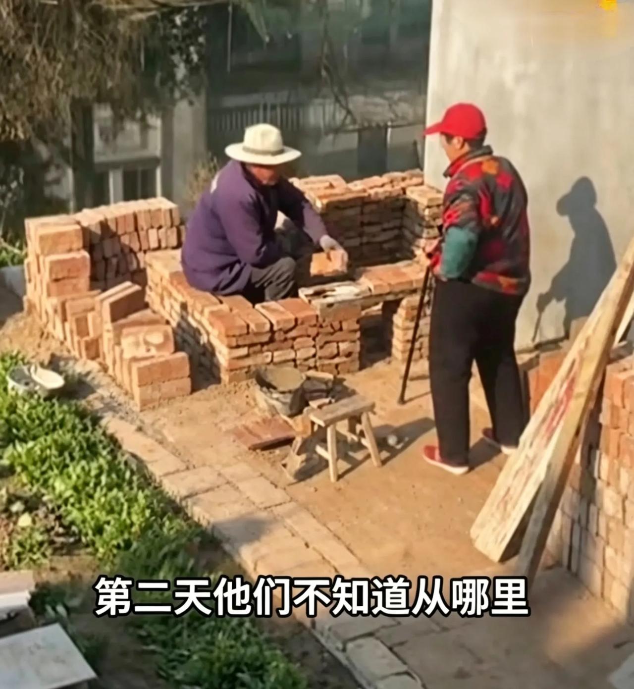 孙女怀孕爷爷搭鸡窝，看完谁不羡慕这份隔代亲
 大多数女孩怀孕，第一时间都是告诉爸