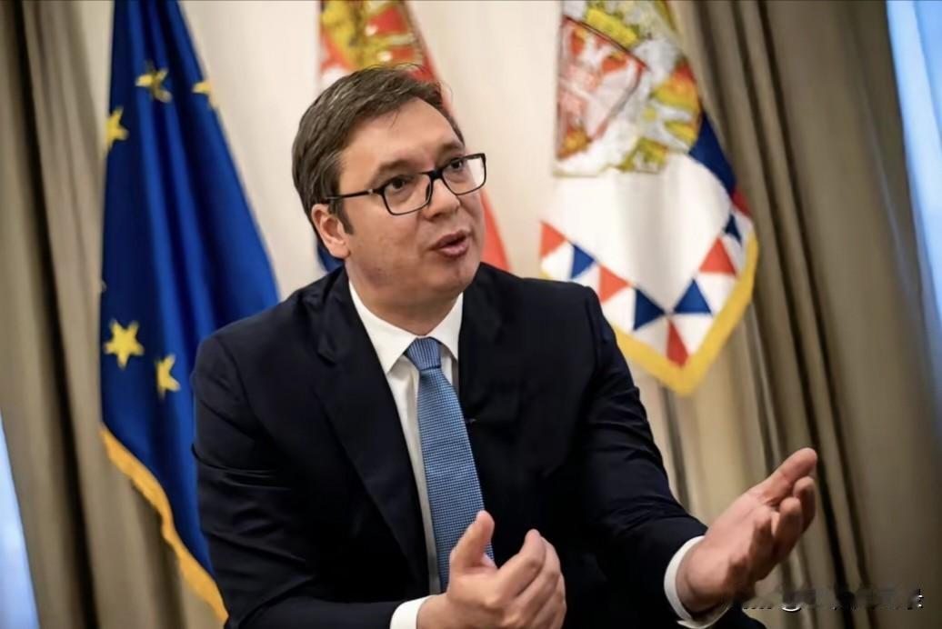 武契奇预计美国将在48小时内轰炸伊朗
美国轰炸伊朗有可能就在今天。这是塞尔维亚总