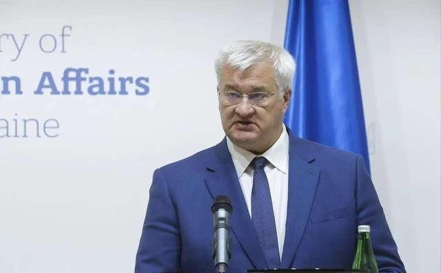 乌克兰外交部长表示，从今天起，俄罗斯的领土上将不再有安全的地方，乌克兰的武器可以