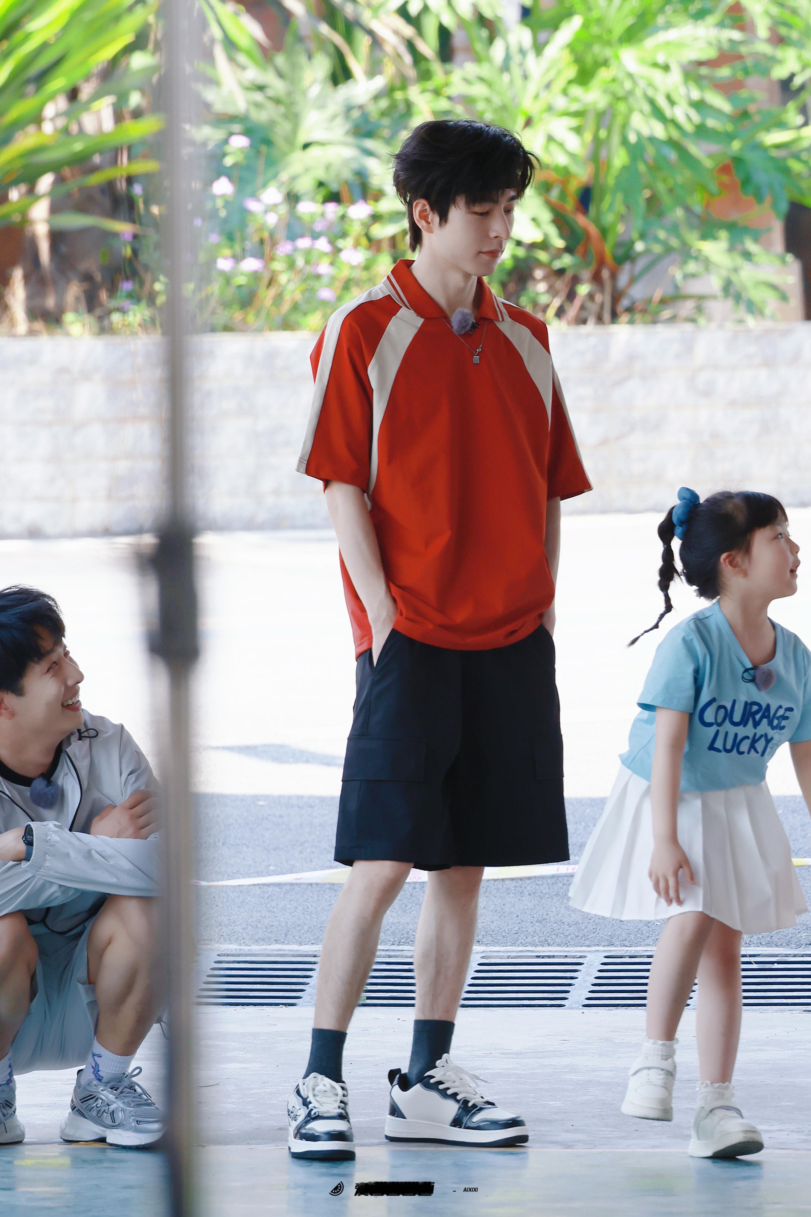 抓住情人节的尾巴发送一点🦊🐰毛茸茸力量 