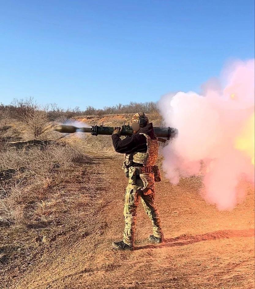 RPG28发射瞬间