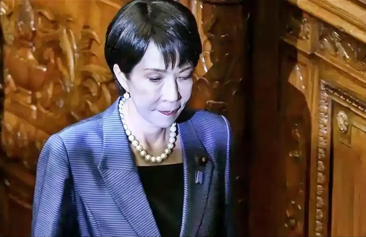 日本众议院今日（1月23日）正式解散，我希望高市早苗选举成功。并非认同她的右翼立