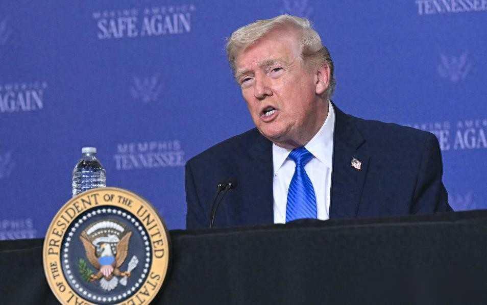 美军在中东打了个寂寞，战略文件刚发就自己打脸，伊朗没倒美国先喘不上气

2026