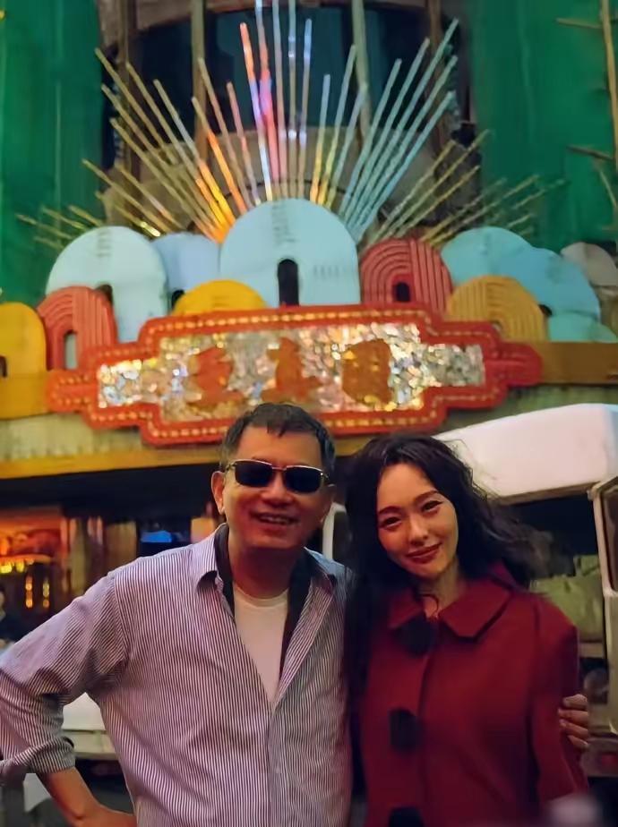 唐嫣演活了汪小姐，王家卫没说假话。
一个眼神，一句沪语，把90年代的上海女人刻进