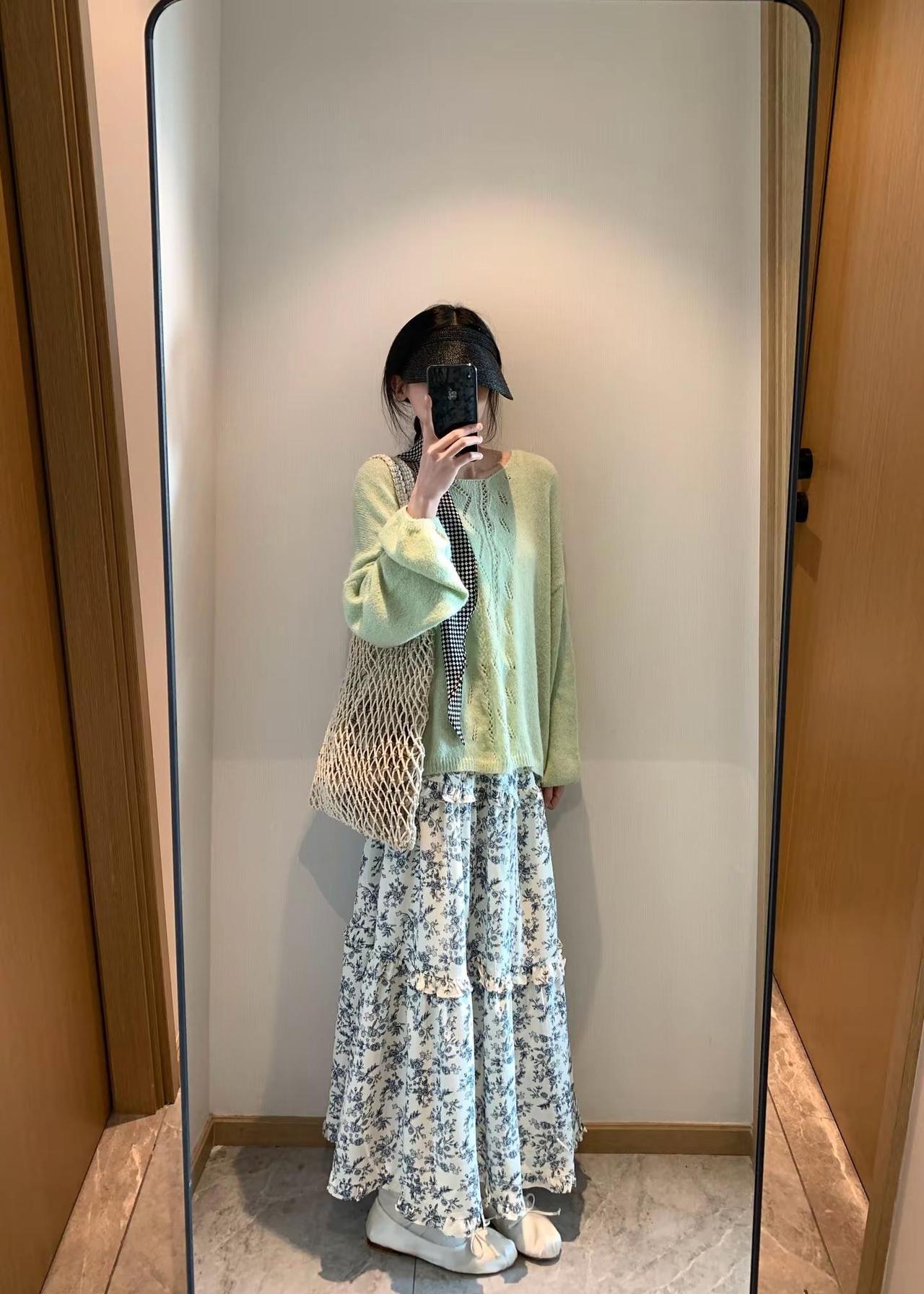 158/86就这样踏进春天🍃。穿玛丽珍踏入春天 开春搭配 早春温柔风穿搭  春