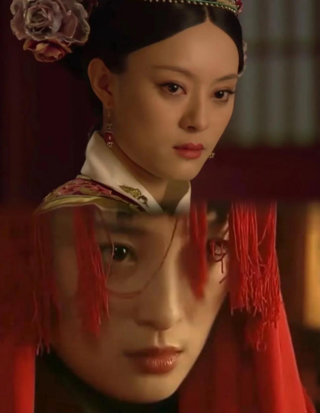 作为神剧是不是冥冥之中真有点说道，
比如甄嬛是纯元的替身，
这孙俪和蒋勤勤，
真