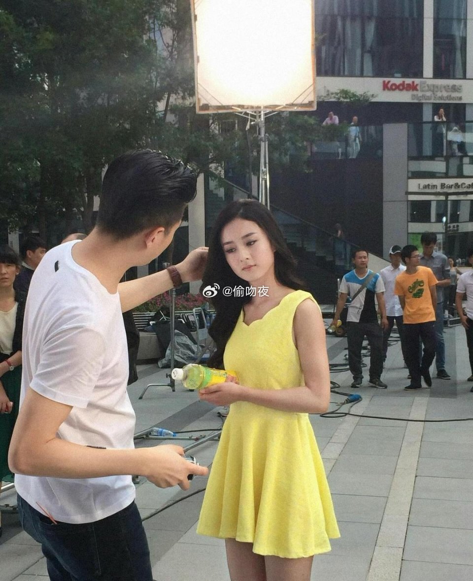 早期的赵丽⁠颖，妥妥就是‏大家心里的白月‎光。﻿ 
