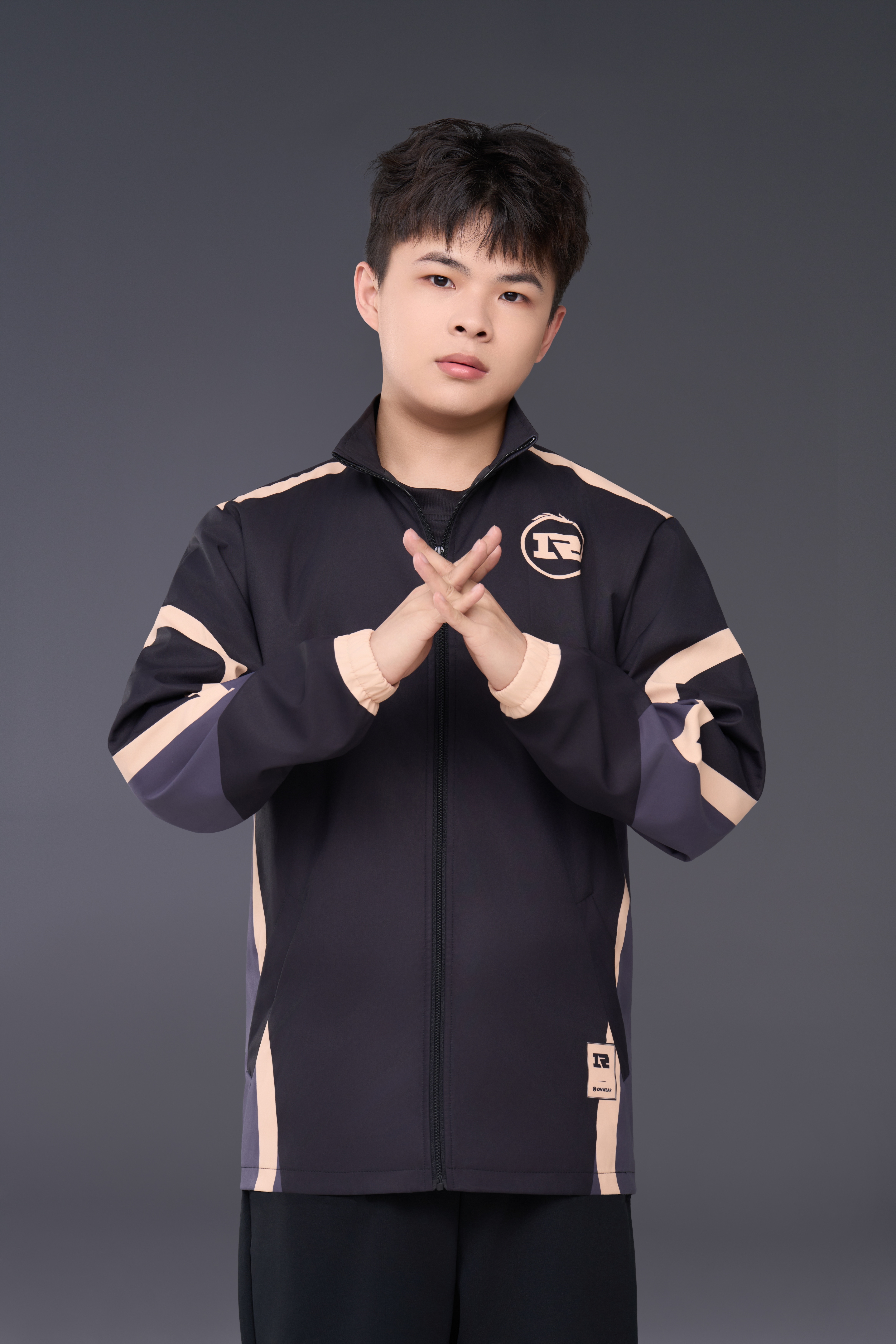 【上海RNGM 2026KPL夏季赛定妆照 】心怀荣耀，永不言弃！上海RNGM夏
