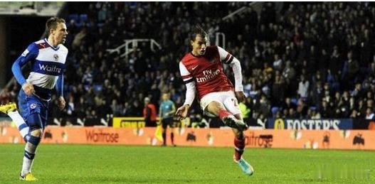 【阿森纳宣布查马克转会 加盟英超升班马签约一年】英国当地时间本周一8月12日晚间