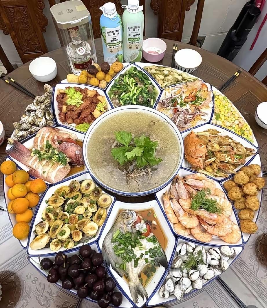 这顿菜基本都是海鲜，在温州属于什么水平