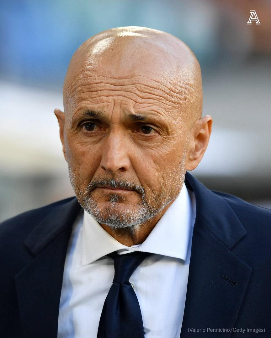 尤文图斯已经与主帅斯帕莱蒂续约至2028年。67岁的斯帕莱蒂是去年10月临时接手